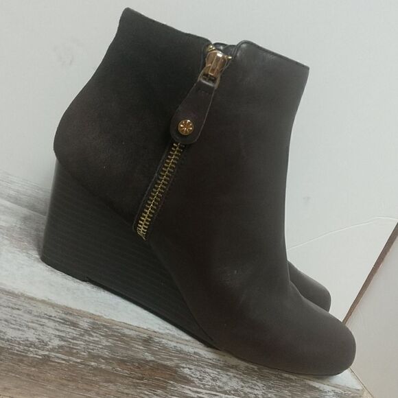 👍 Isaaic Mizarahi  Suede & leather Booties  Size 7.5W A10 - Picture 1 of 7